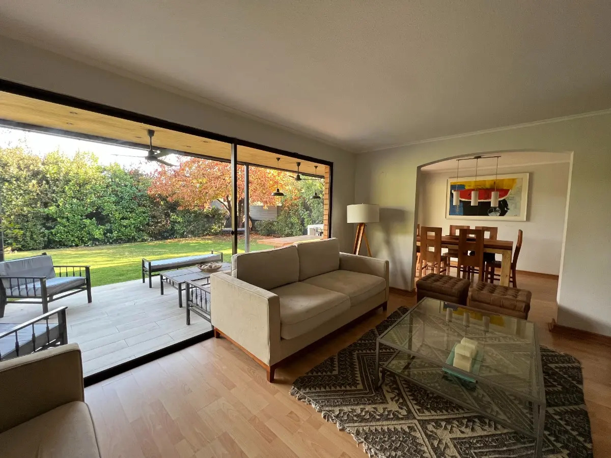 Venta Casa NP 6D en suite Walk-in cl&oacute;set 4B 2E 2B San Carlos de Apoquindo - Las Condes