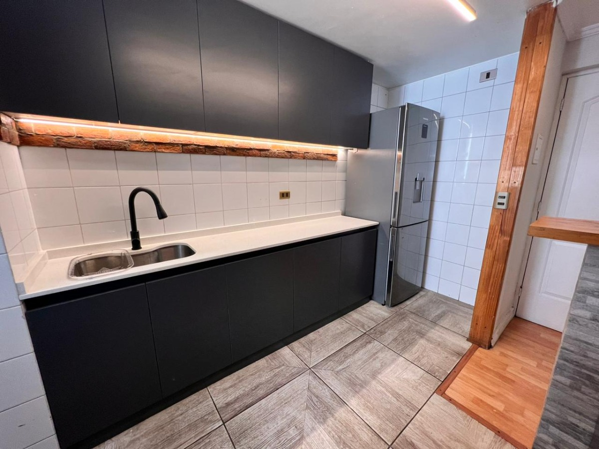 Venta Departamento NO 3D en suite 2B 1E 1B Rotonda Atenas - Las Condes