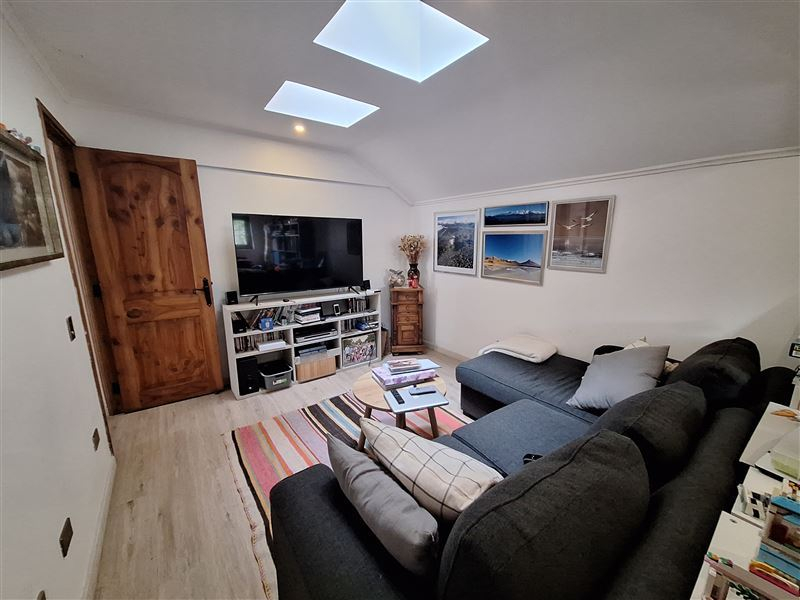 Venta Casa Oriente 4D en suite 4B 2E 1B Los Trapenses - Lo Barnechea