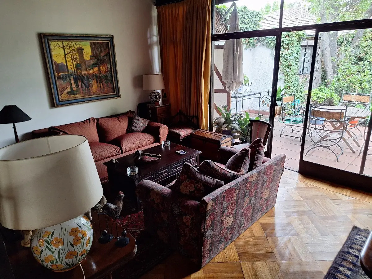 Venta Casa NOSP 5D en suite 3B 3E 1B P&iacute;o XI - Vitacura