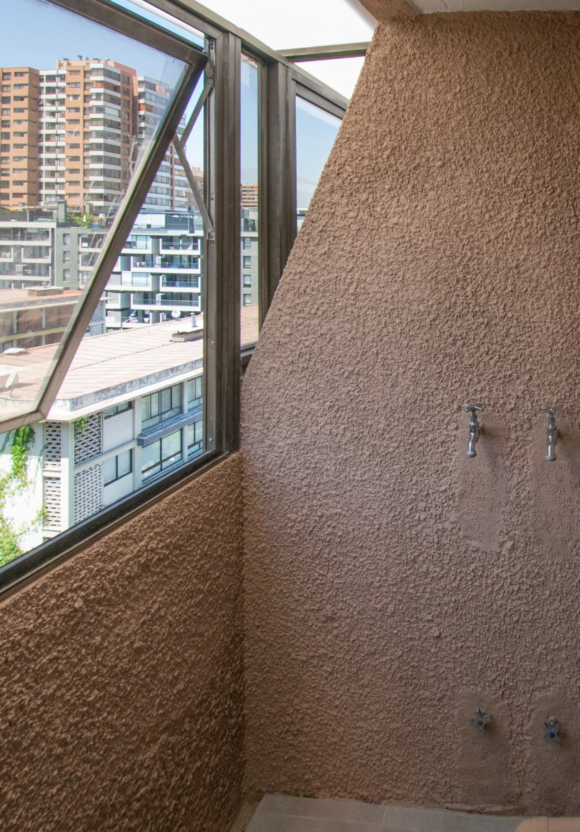 Venta Departamento NOSP 5D en suite Walk-in cl&oacute;set 3B 2E 1B  - Providencia
