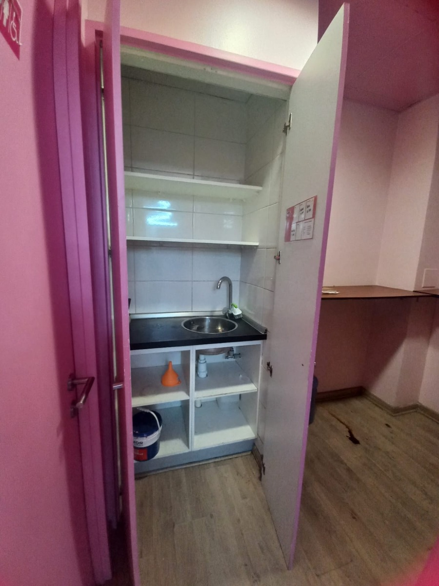 Arriendo Oficina SP 2B 1E Pedro de Valdivia - Providencia