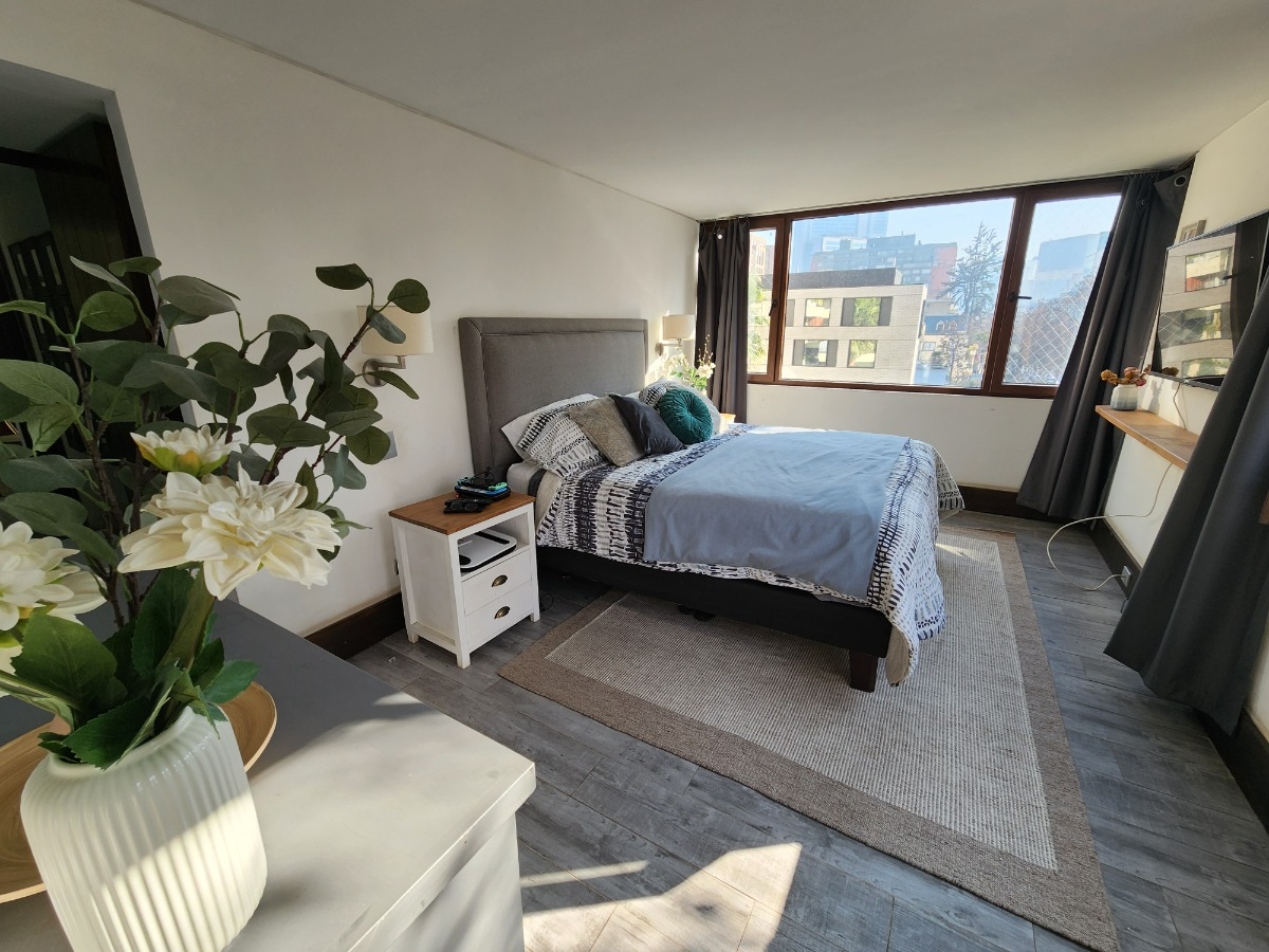 Venta Departamento O 3D en suite 2B 1E 1B Metro Tobalaba - Mall Costanera - Providencia