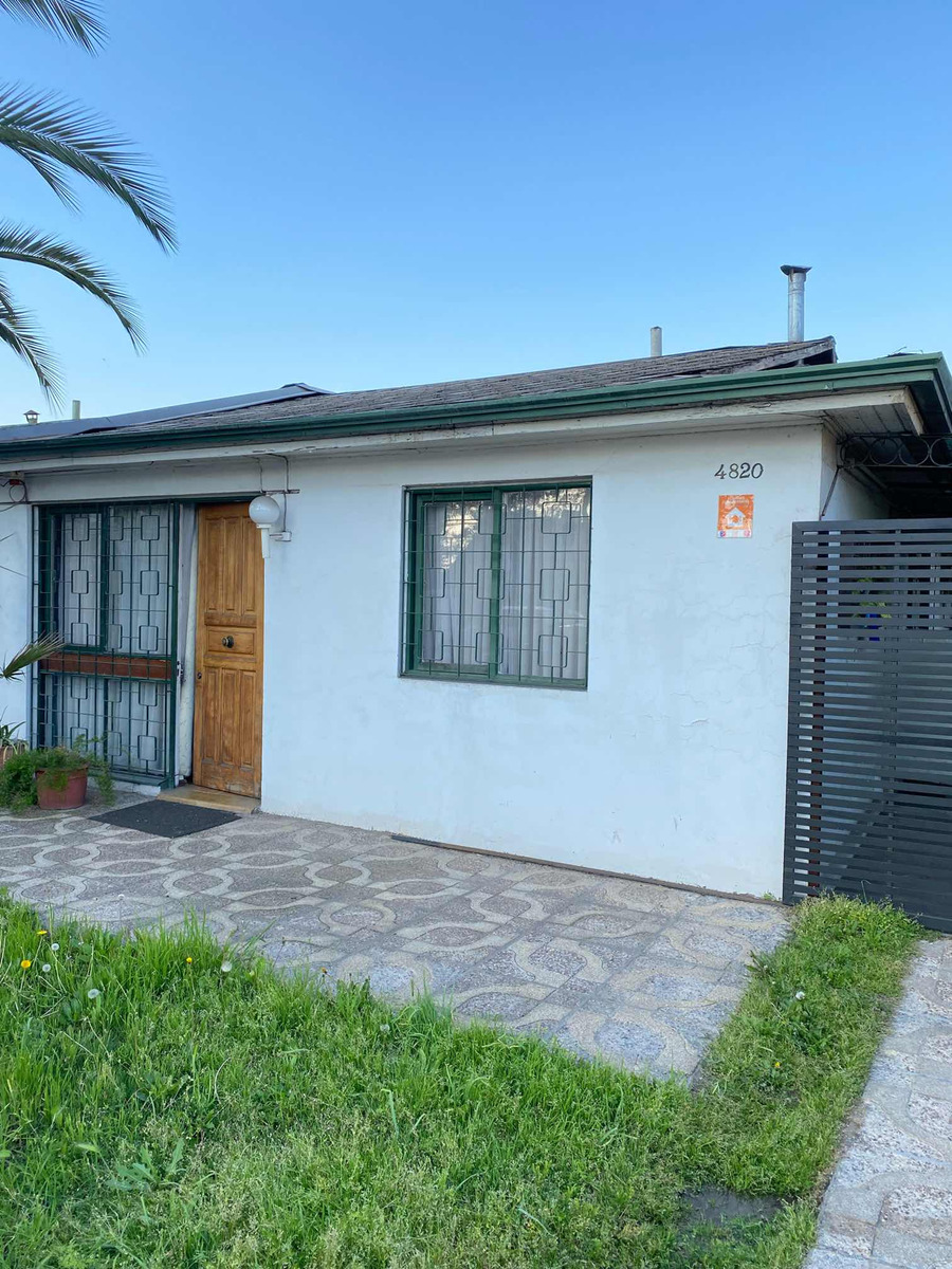 Venta Casa 3D 1B 2E Las Lilas - Providencia