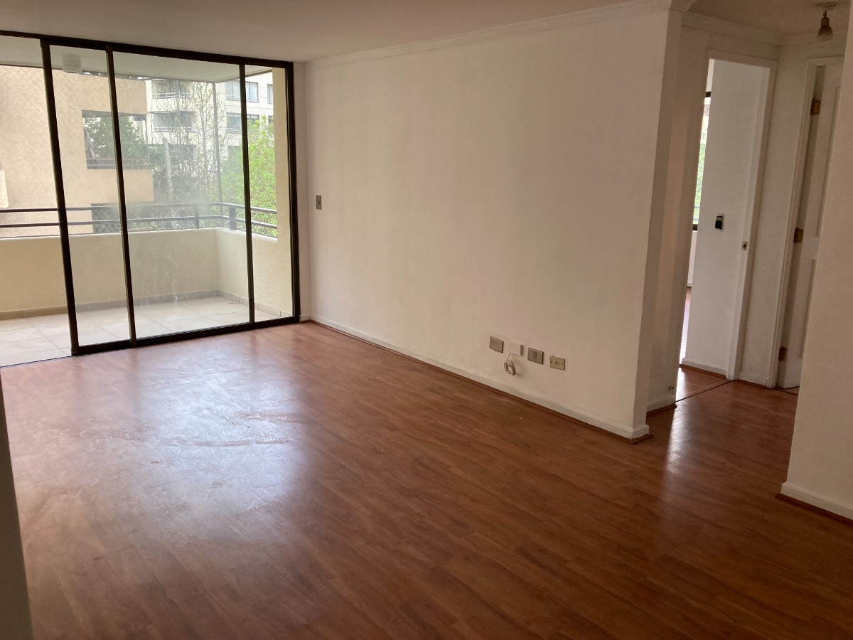Venta Departamento SO 2D en suite 2B 1E 1Bd Las Lilas - Providencia