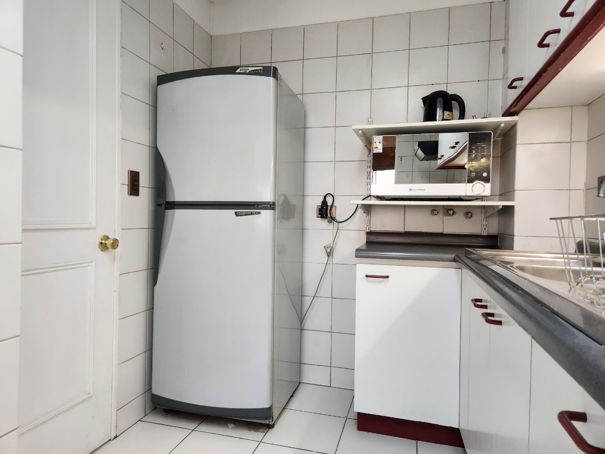 Arriendo Departamento P 2D en suite 2B 1E 1B Metro Escuela Militar - Las Condes