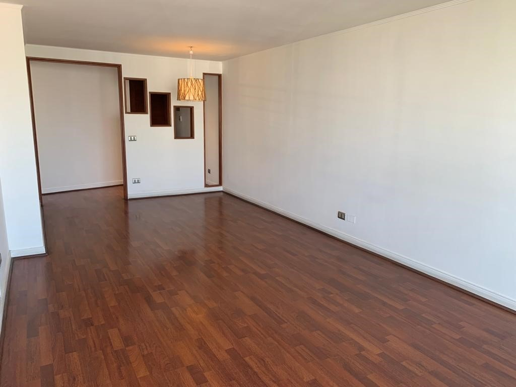 Arriendo Departamento NP 3D en suite 2B 1E 1B Metro Escuela Militar - Las Condes