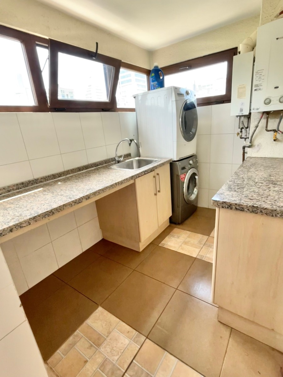 Arriendo Departamento NOSP 4D en suite Walk-in cl&oacute;set 3B 2E 1B Barrio El Golf - Las Condes