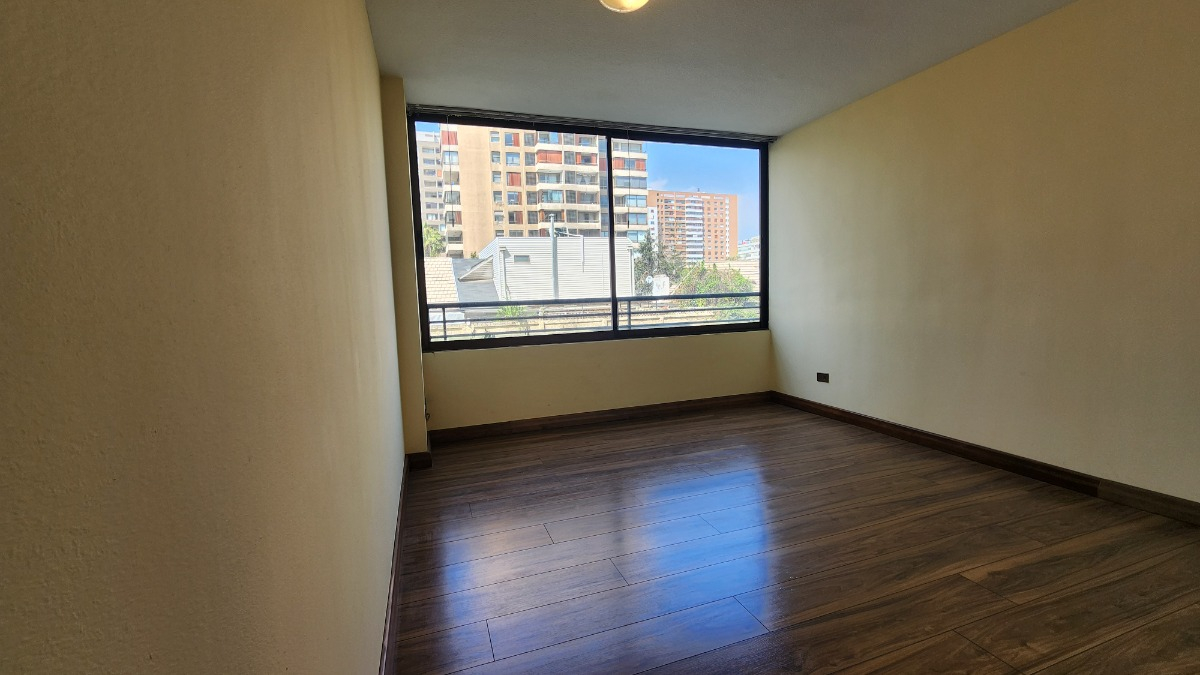 Venta Departamento NO 4D en suite Walk-in cl&oacute;set 3B 1E 1B Rotonda Atenas - Las Condes