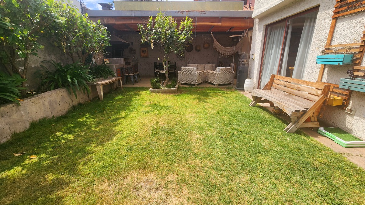 Arriendo Casa SO 4D en suite Walk-in cl&oacute;set 3B 2E 1B La Llaver&iacute;a - Vitacura