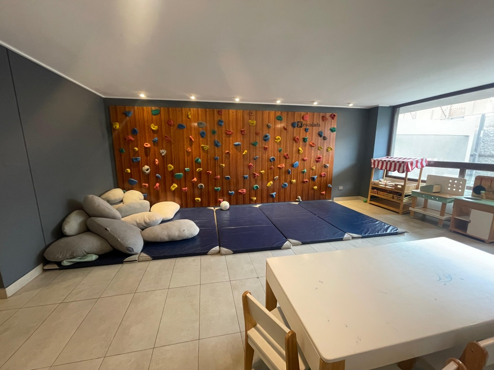 Venta Departamento 3D en suite Walk-in cl&oacute;set 3B 1E 1B Amapolas - &Ntilde;u&ntilde;oa