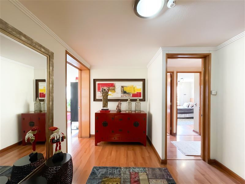 Venta Departamento Nor-Oriente 3D en suite Walk-in cl&oacute;set 4B 1E 1B Metro Manquehue - Apumanque - Las Condes