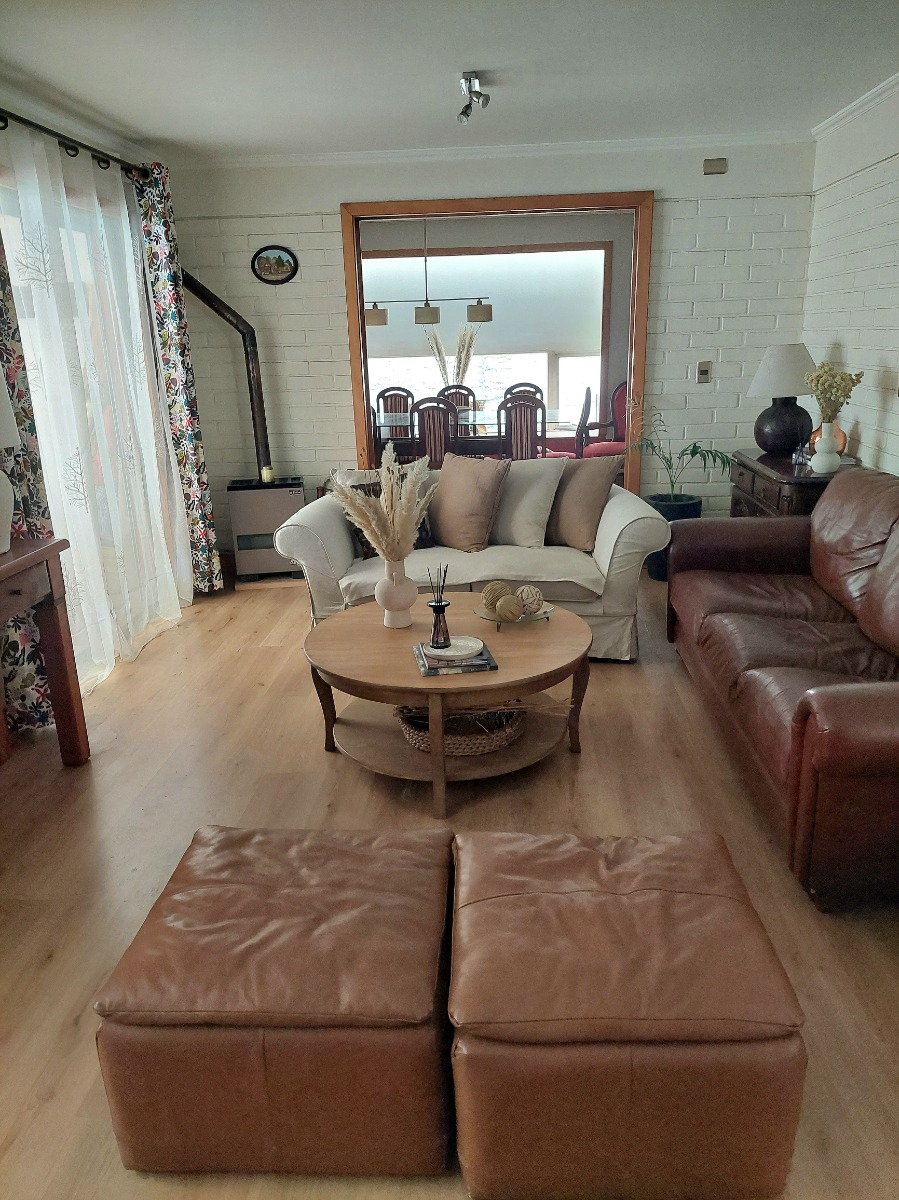 Venta Casa NOSP 5D en suite Walk-in cl&oacute;set 4B 3E Metro Pr&iacute;ncipe de Gales - Country Club - La Reina