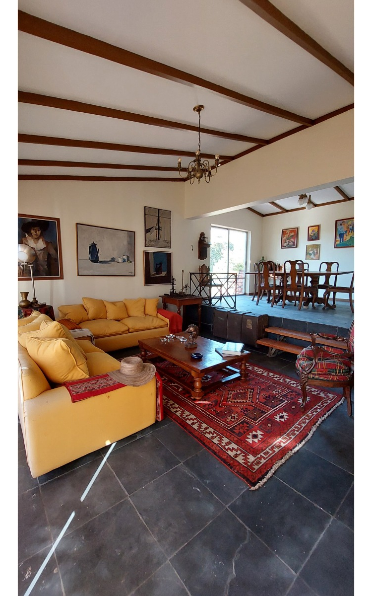 Venta Casa 5D en suite Walk-in cl&oacute;set 4B 2E Los Dominicos - Las Condes