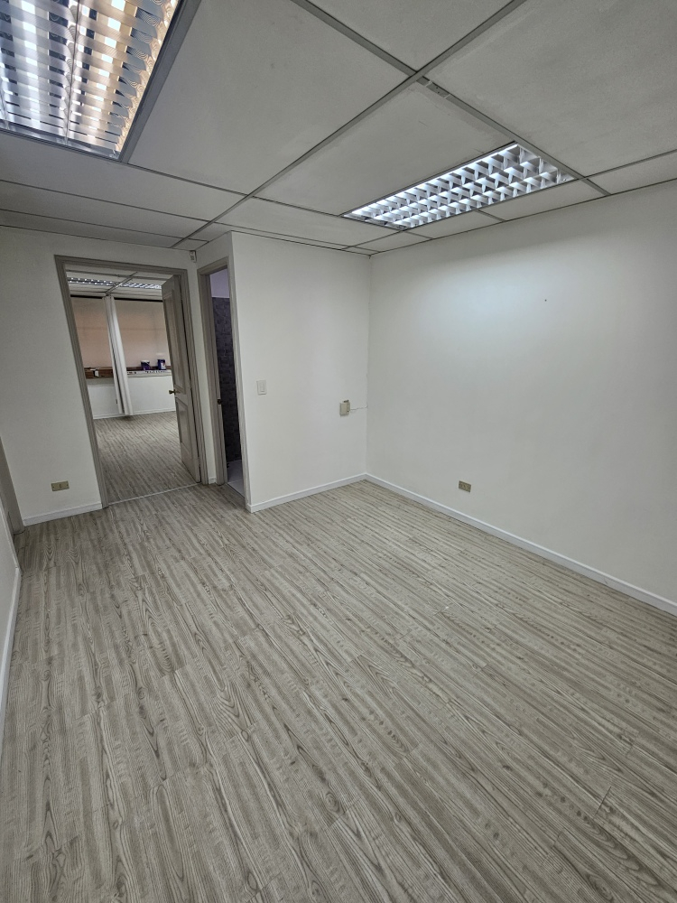 Venta Oficina P 1B 1E Juan XXIII - Vitacura