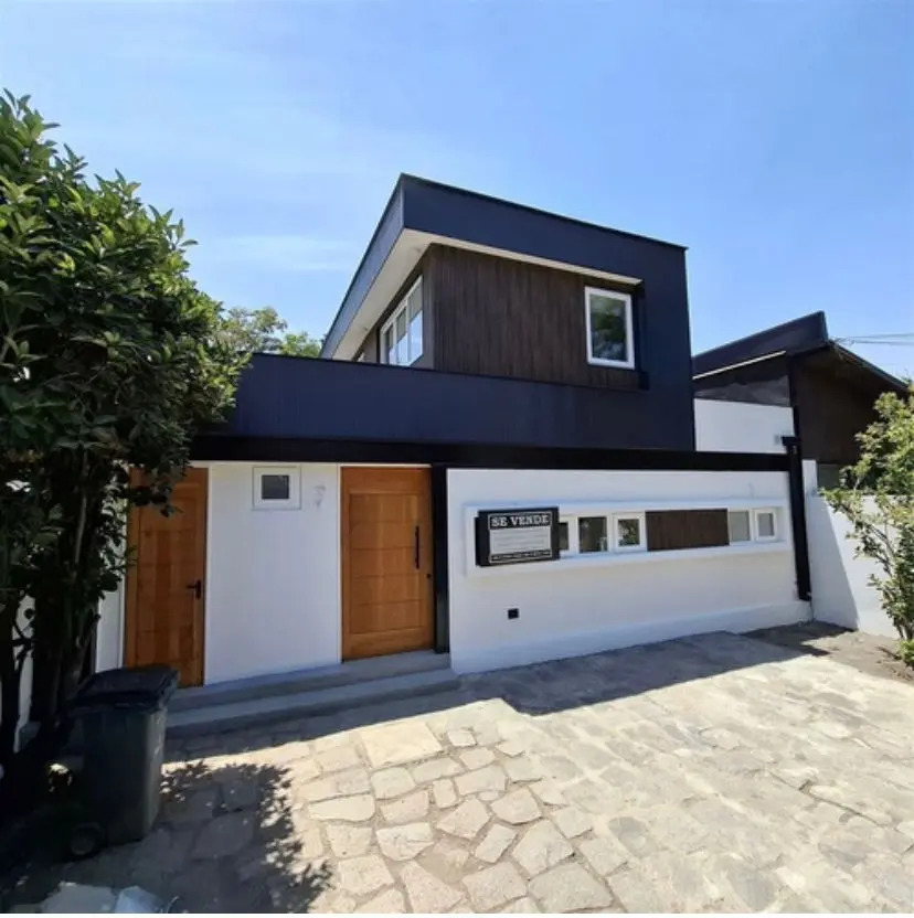 Venta Casa NO 3D en suite Walk-in cl&oacute;set 3B 2E 1Bd Estoril - Las Condes