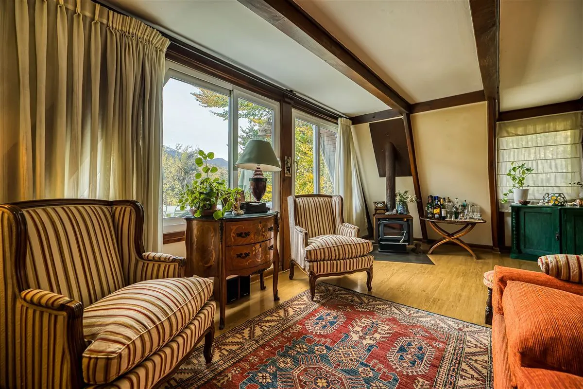 Venta Casa de madera 5D 4B El Array&aacute;n - Lo Barnechea