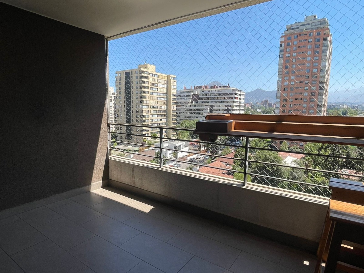 Arriendo Departamento 2D Rotonda Atenas - Las Condes
