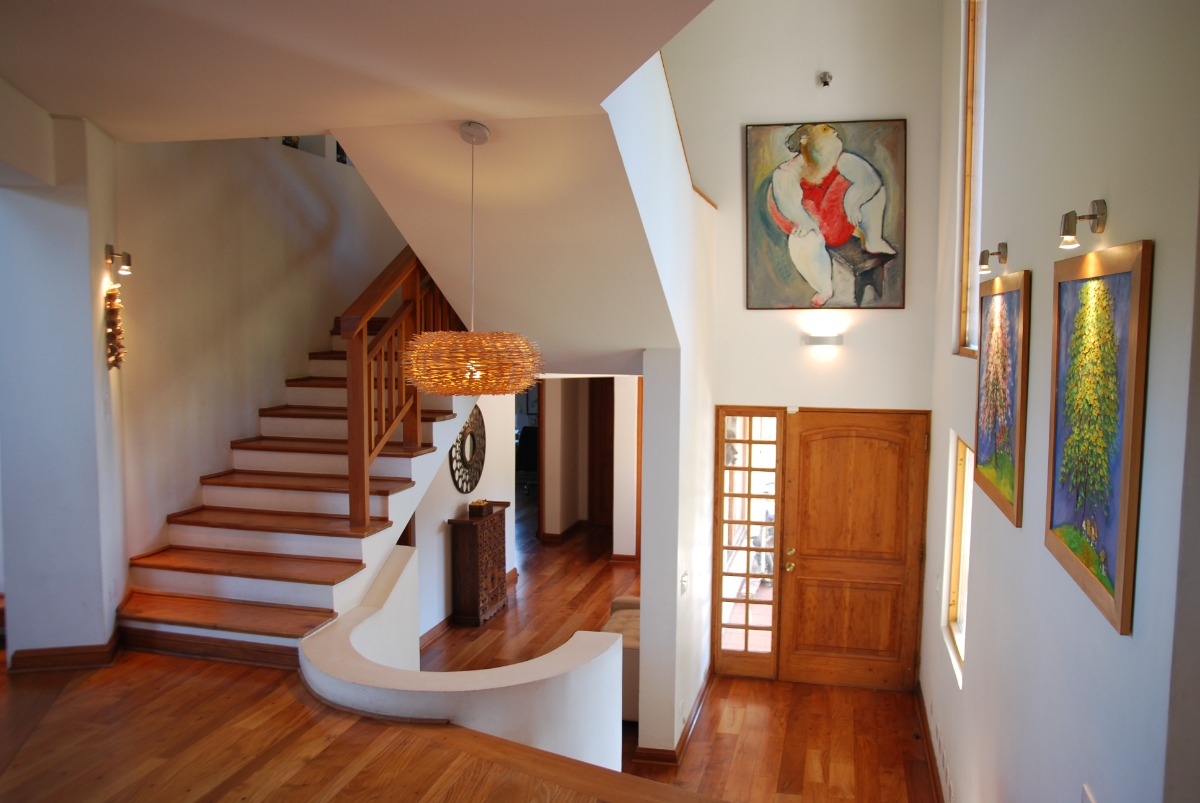 Venta Casa NOSP 5D en suite Walk-in cl&oacute;set 3B 10E 1B El Array&aacute;n - Lo Barnechea