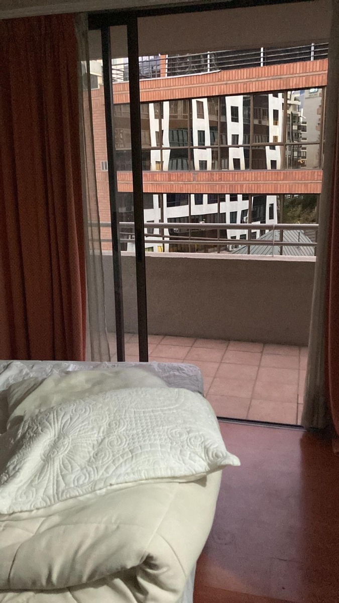 Arriendo Departamento NO 1D en suite Walk-in cl&oacute;set 1B 1E Barrio El Golf - Las Condes