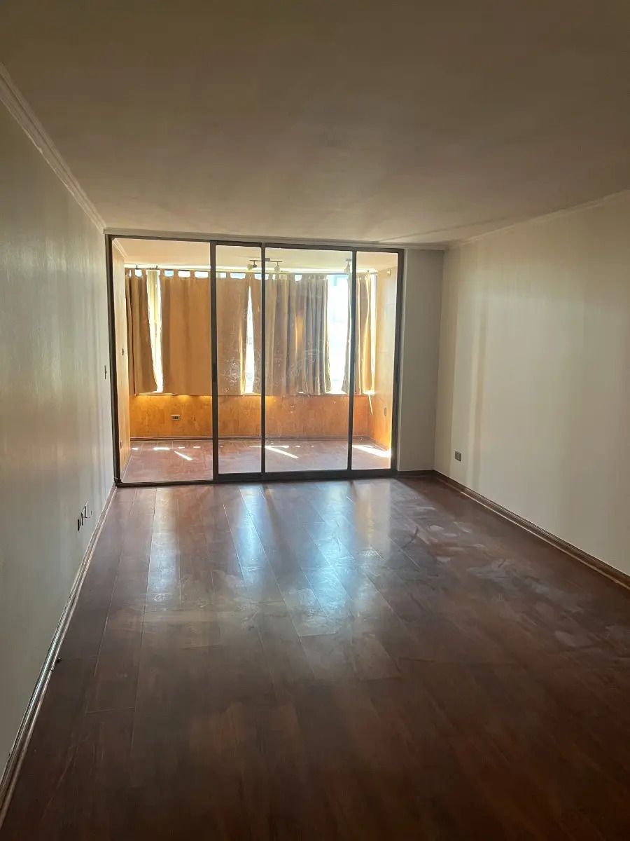 Arriendo Departamento NO 3D en suite 3B 1E 1B Campus Oriente - Providencia