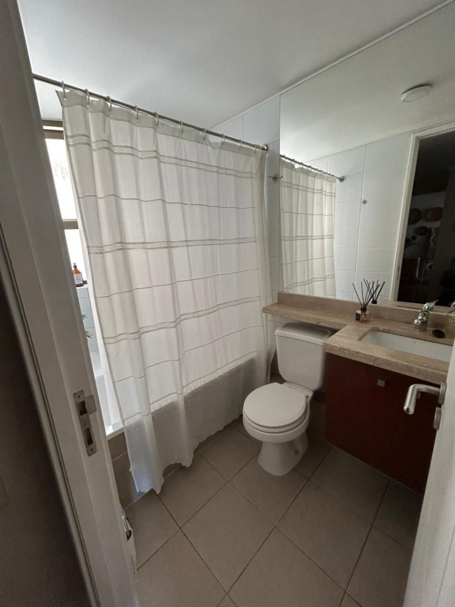 Venta Departamento 2D en suite 2B 1E 1B Rotonda Atenas - Las Condes
