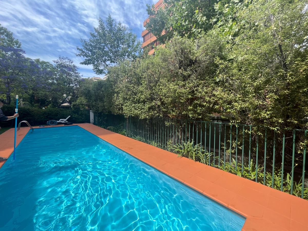 Venta Departamento NP 6D 5B 3E 2Bd P&iacute;o XI - Vitacura