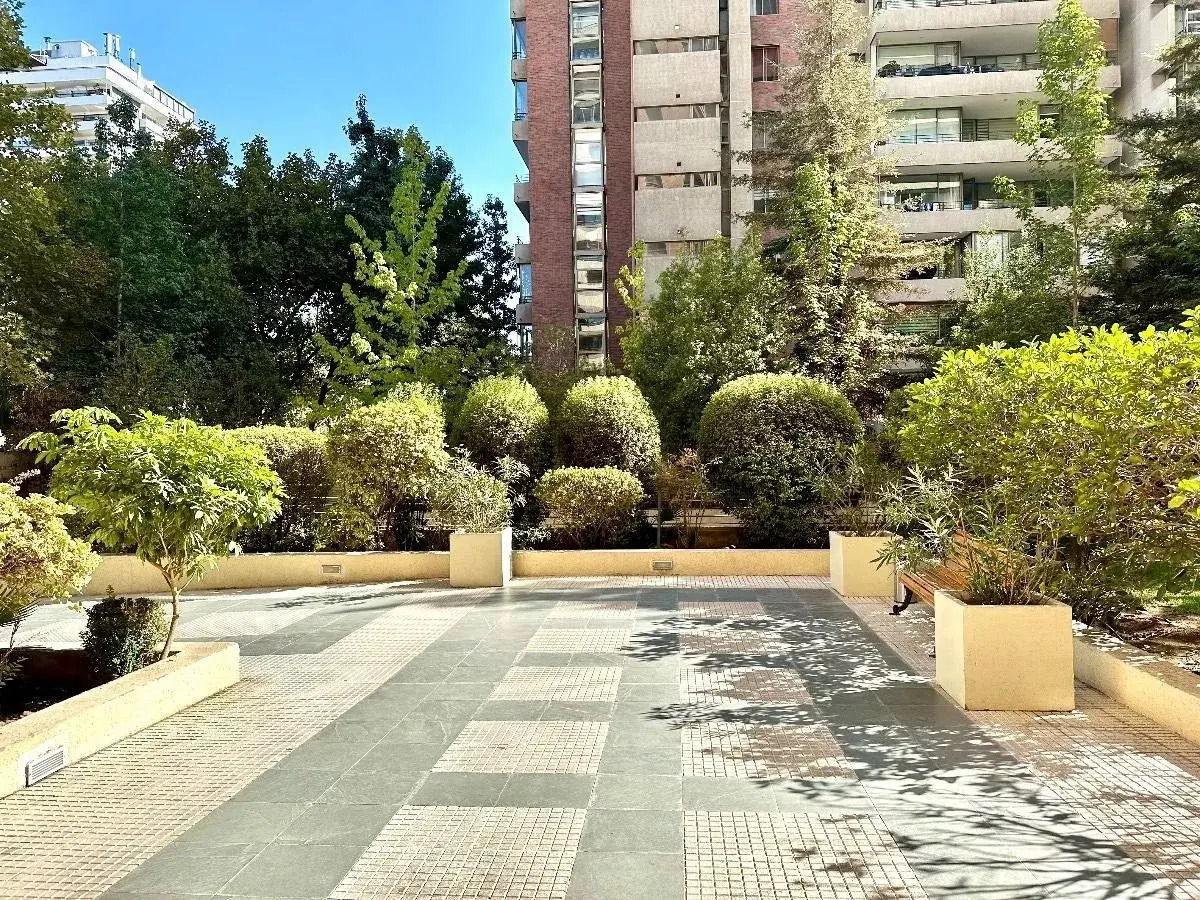Venta Departamento SP 4D en suite Walk-in cl&oacute;set 4B 1E 1B Vaticano - Las Condes