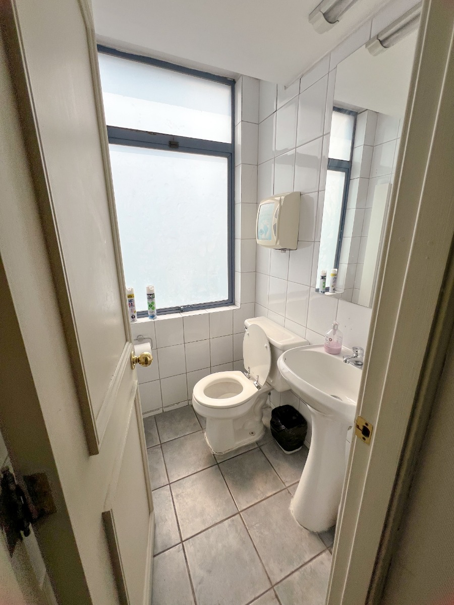 Venta Oficina NP 2B 1B Los Leones - Providencia