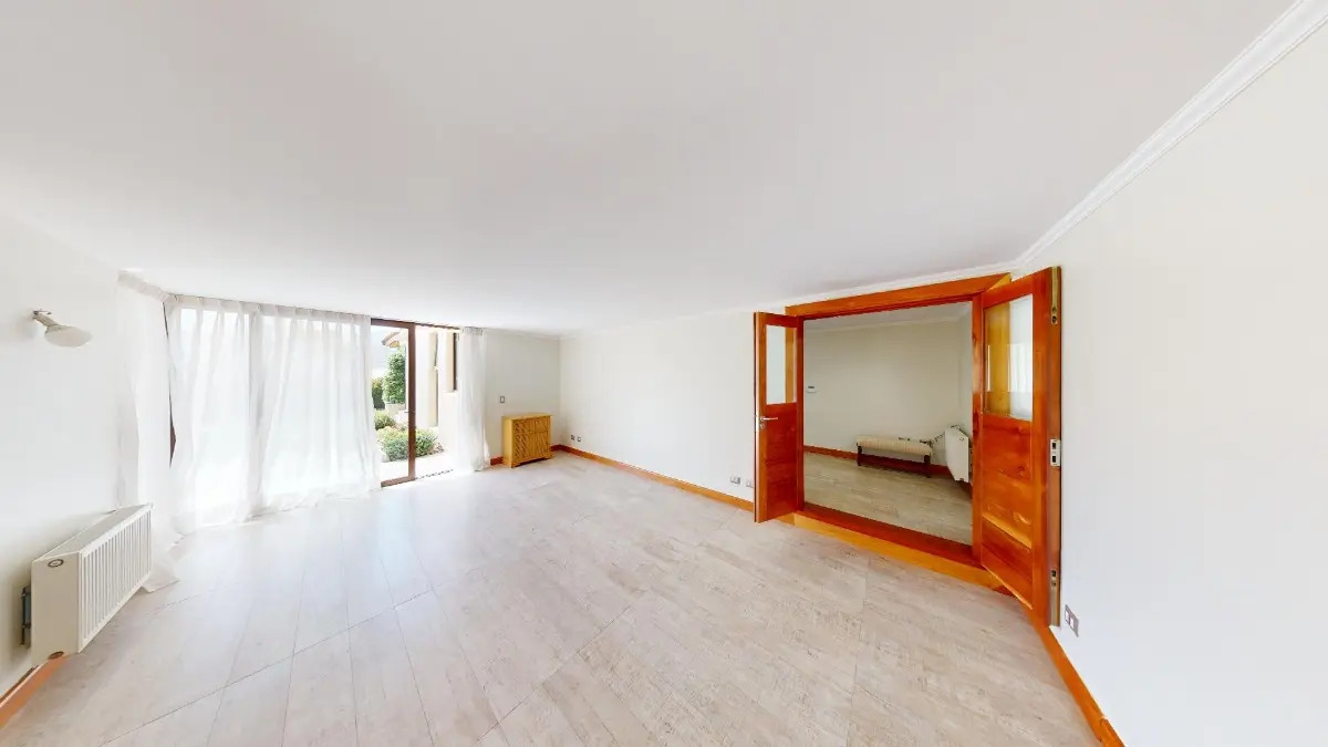 Arriendo Casa NO 3D en suite Walk-in cl&oacute;set 4B 3E 1B La Dehesa - Lo Barnechea