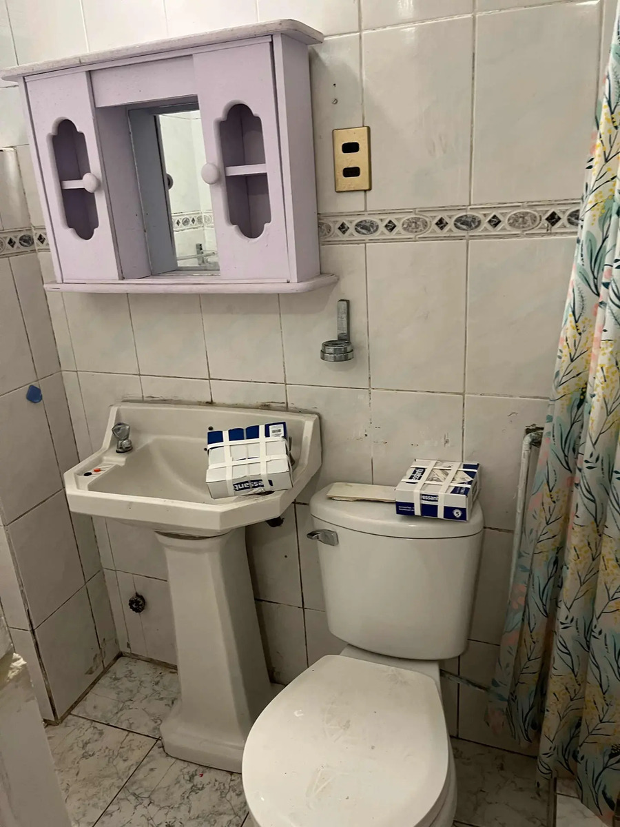 Arriendo Casa 5D 4B 3E 1B Carlos Ossand&oacute;n - La Reina
