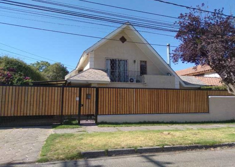 Arriendo Casa 6D 4B 3E 1B Pepe Vila - La Reina