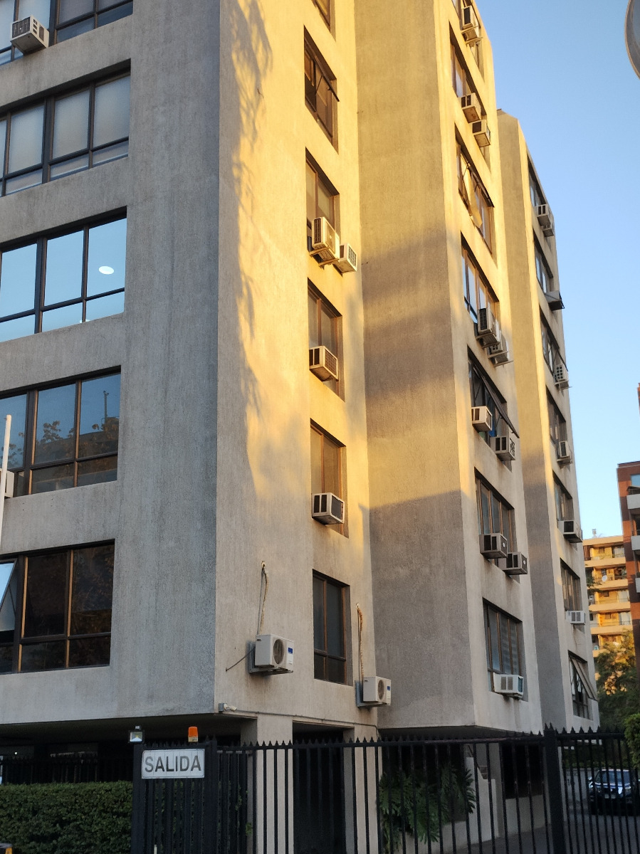 Venta Oficina P 1B 1E 1B Pedro de Valdivia - Providencia