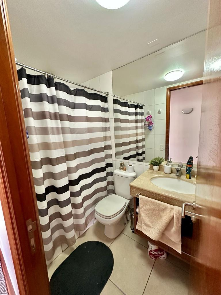 Arriendo Departamento 2D Barrio El Golf - Las Condes