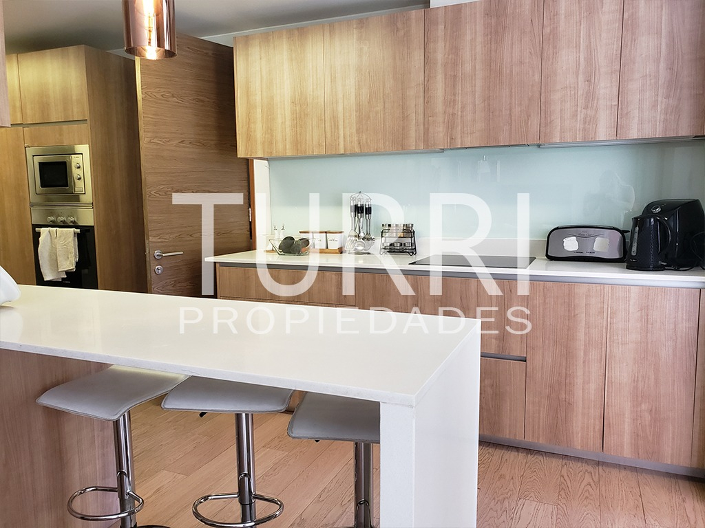 Arriendo Departamento NP 3D en suite Walk-in cl&oacute;set 4B 2E 1B Metro Escuela Militar - Las Condes