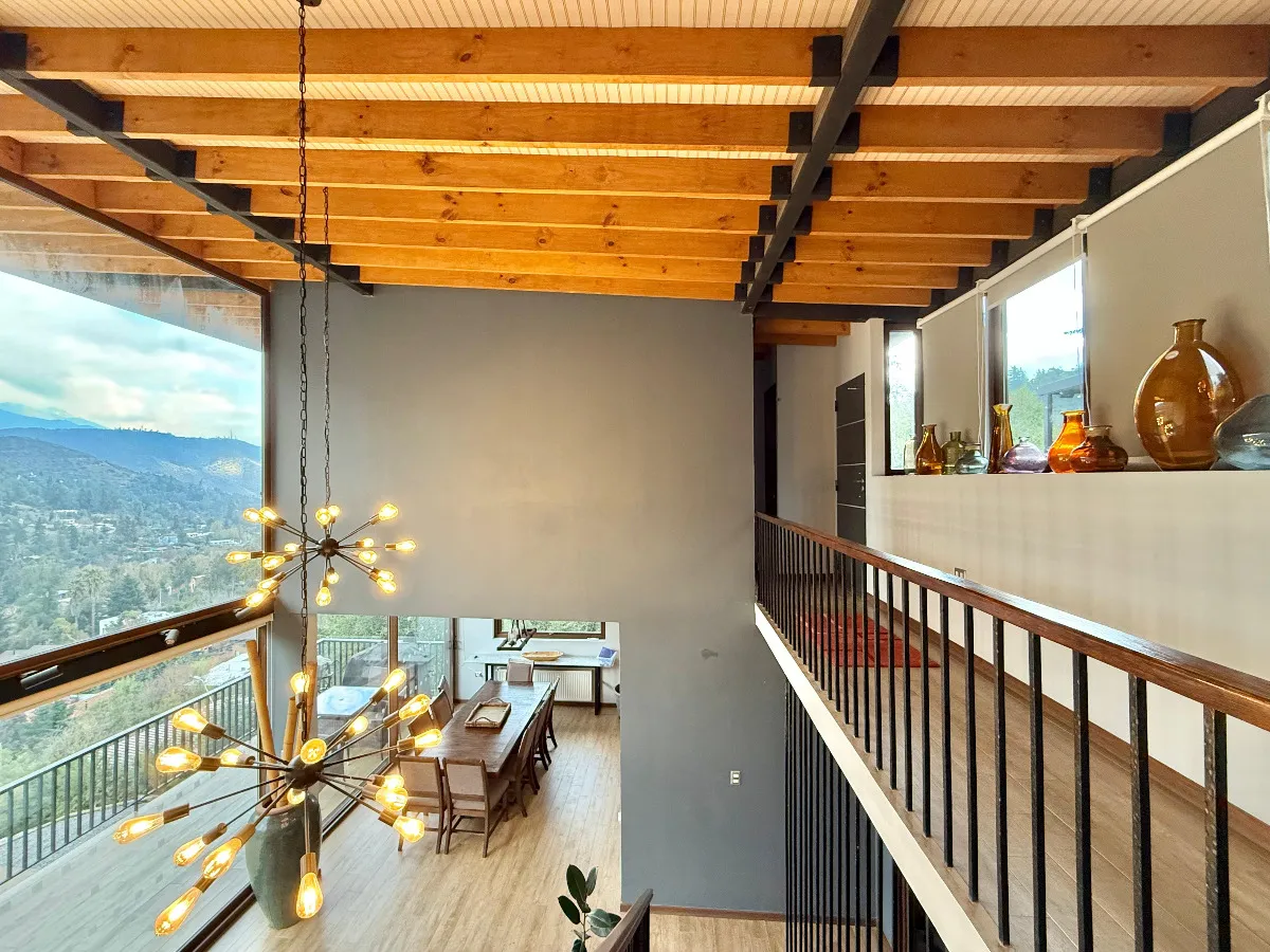 Venta Casa NOSP 6D WI cl&oacute;set Suite 5B 8E 2Bd 320m2 El Array&aacute;n - Lo Barnechea