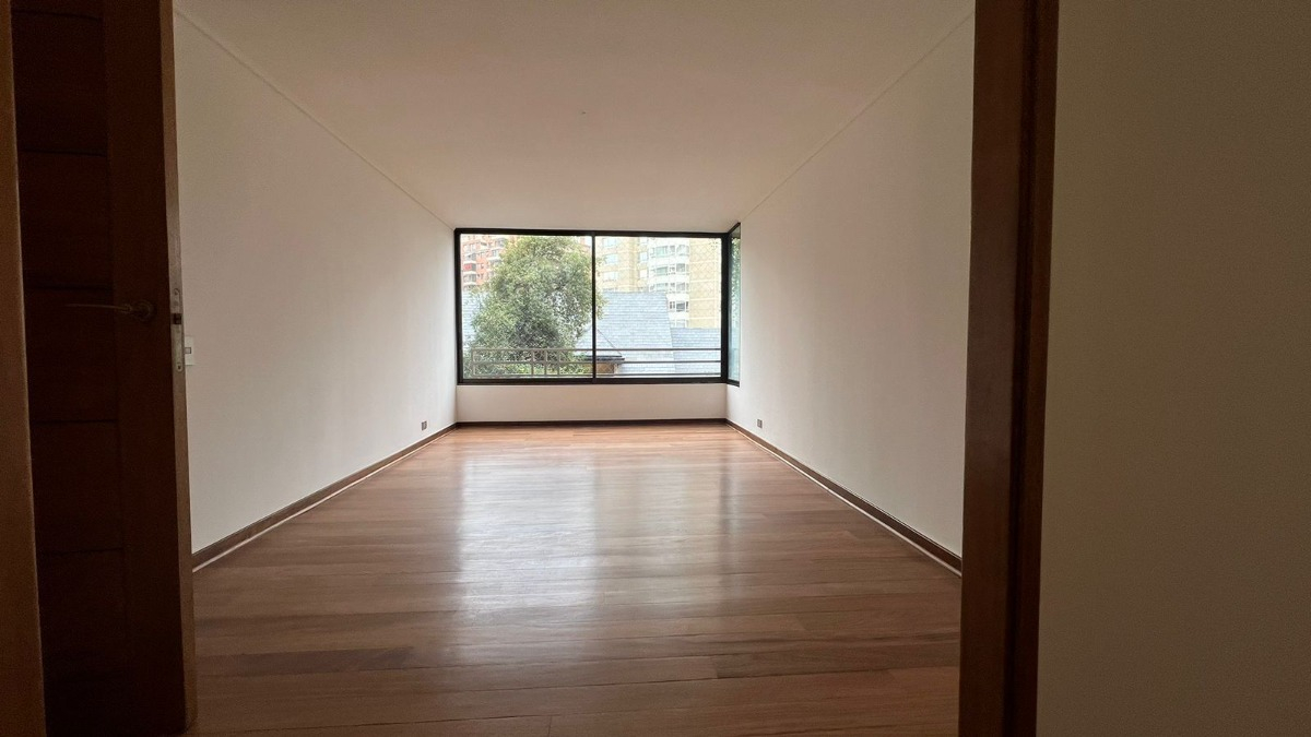Arriendo Departamento SP 3D en suite 2B 2E 1B Barrio El Golf - Las Condes