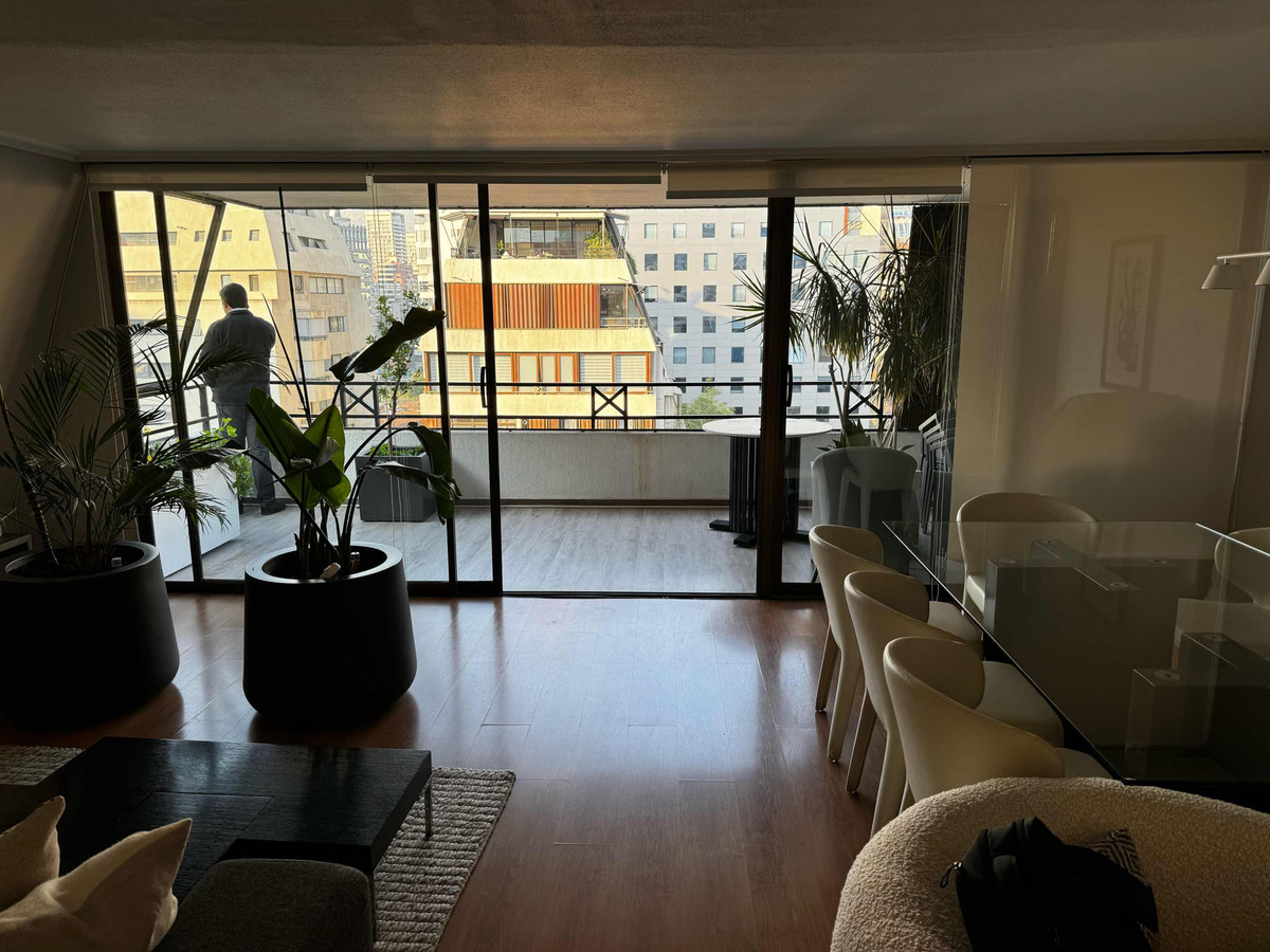 Venta Departamento 2D 3B 1E Barrio El Golf - Las Condes