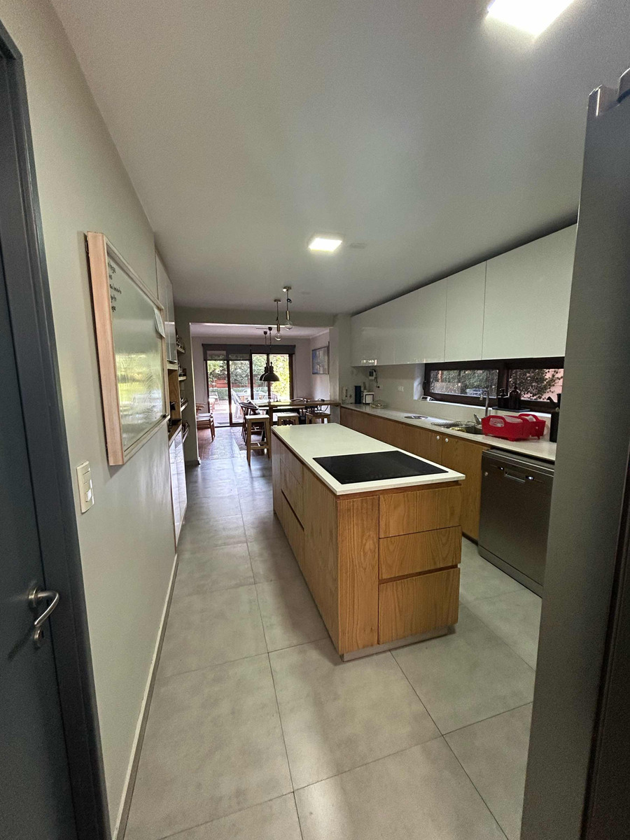 Venta Casa 5D 4B 2E La Dehesa - Lo Barnechea