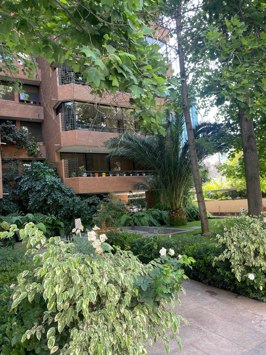 Venta Departamento NO 3D en suite Walk-in cl&oacute;set 3B 1E 1Bd Nueva Las Condes - Las Condes