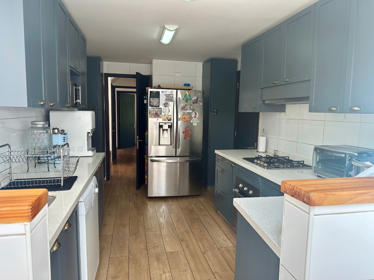 Venta Casa NP 5D en suite Walk-in cl&oacute;set 4B 2E San Carlos de Apoquindo - Las Condes