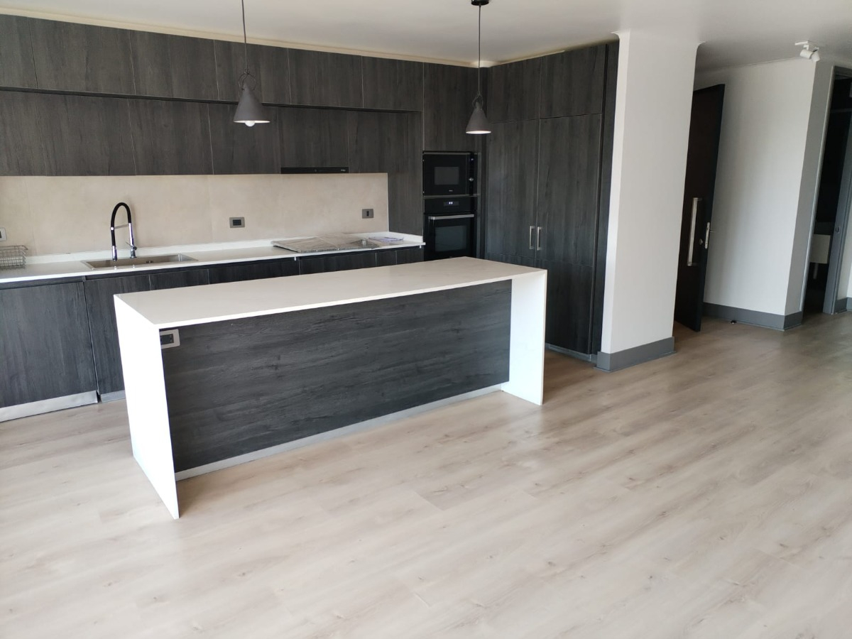 Venta Departamento SP 2D en suite 3B 1E 1Bd Alto Las Condes - Las Condes