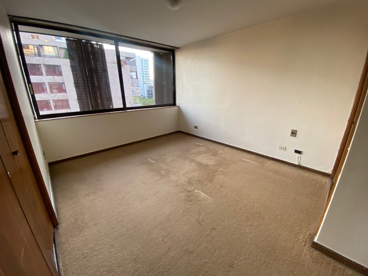 Arriendo Departamento 3D en suite 3B 1E 1B Barrio El Golf - Las Condes