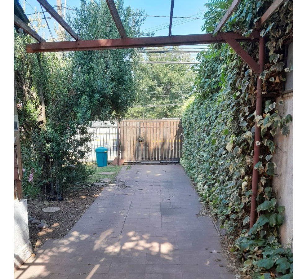 Venta Casa NP 4D en suite Walk-in cl&oacute;set 3B 3E 1B Pepe Vila - La Reina