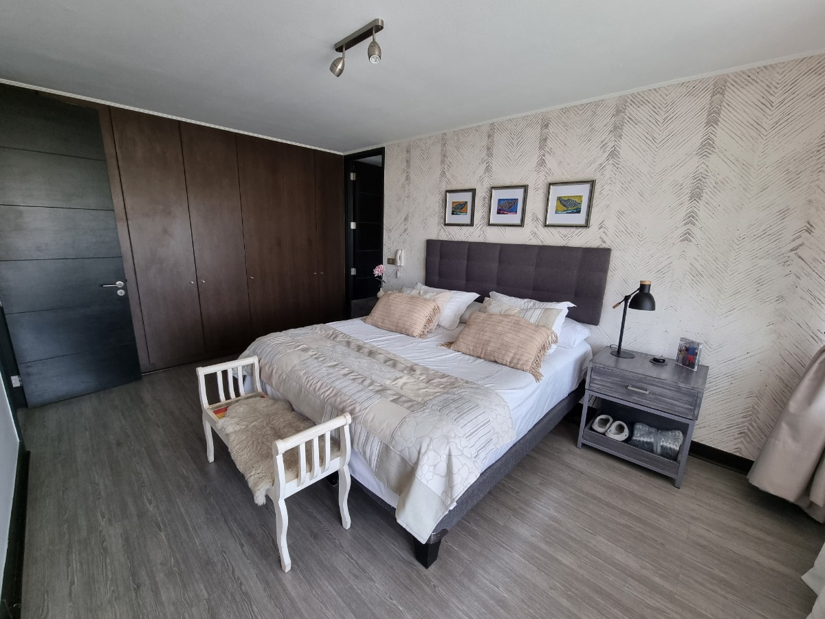 Arriendo Departamento 2D Alto Las Condes - Las Condes