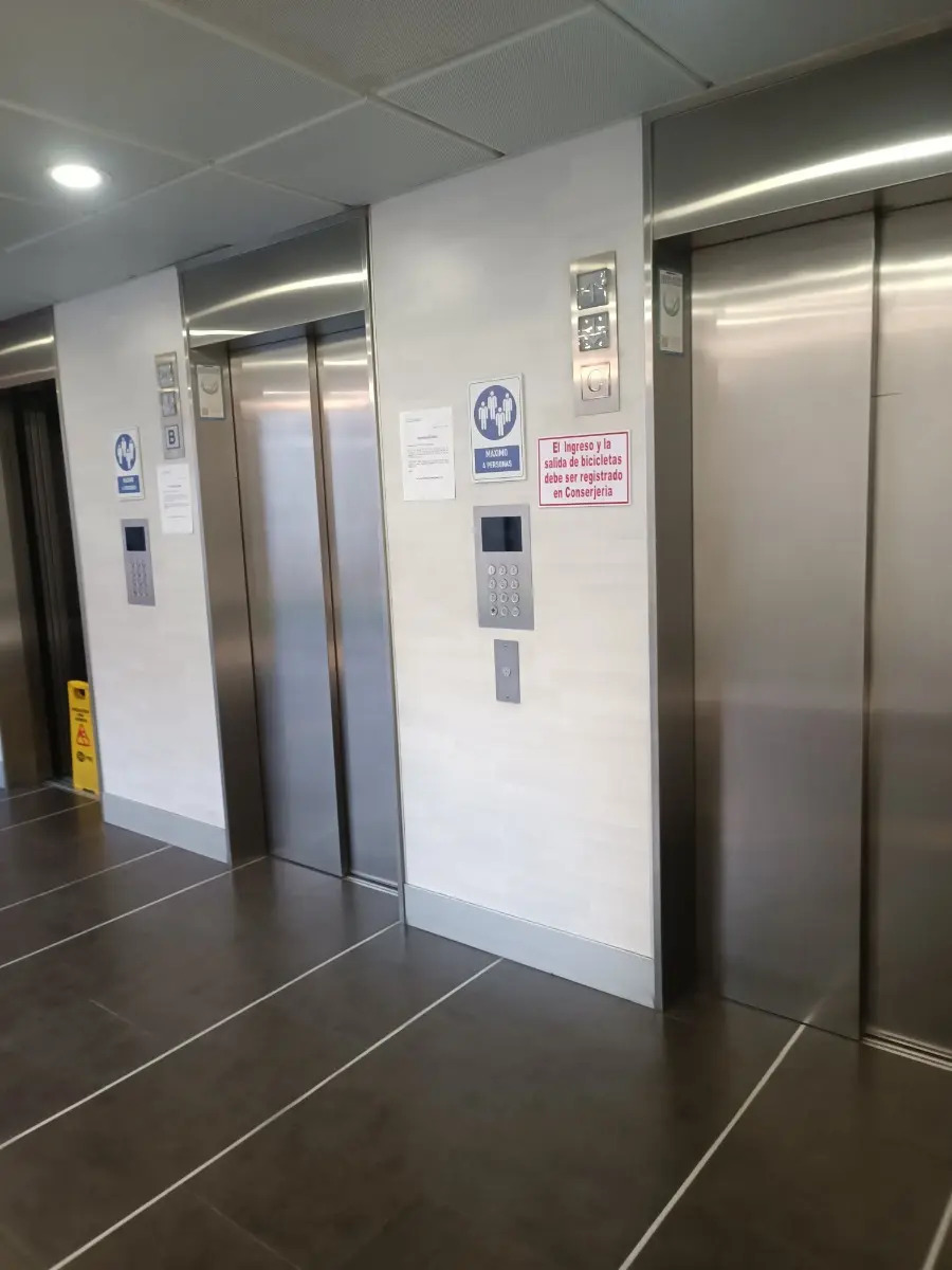 Arriendo Oficina SO 1B 1E Pedro de Valdivia - Providencia